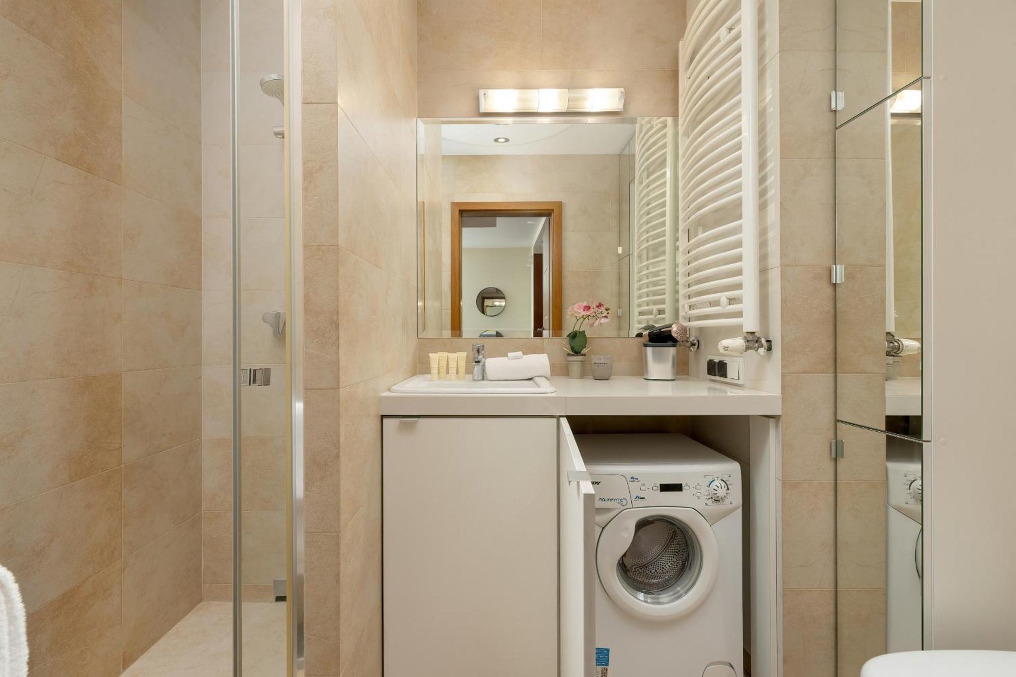 Centrum Krakowa Piekny Apartament Z Balkonem By Rent Like Home Dış mekan fotoğraf